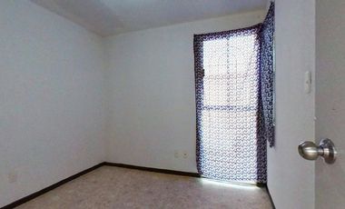 Venta de casa en condominio en  Conj U los Sauces V, con 3 recámaras