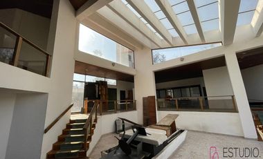 Vendo Casa como  Terreno en  La Herradura