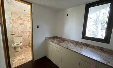 Vendo Casa como  Terreno en  La Herradura