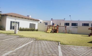 SAN FERMIN CASA EN VENTA, CERCA DE PREPA 5 TOLUCA