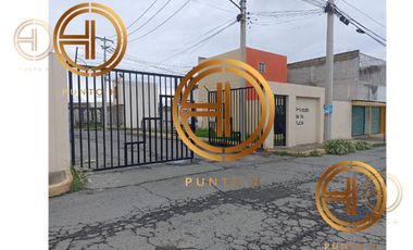 Casa en Venta a 15 min de Plaza Tizara.