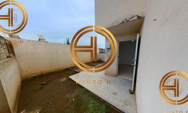 Casa en Venta a 15 min de Plaza Tizara.