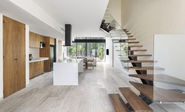 CASA 2 RECAMARAS 2 BAÑOS  EN TULUM/ PREMIUM/ ENTREGA INMEDIATA/ ALBERCA/ GYM.