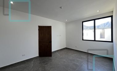 CASA EN VENTA ALTARES RESIDENCIAL ZONA CARRETERA NACIONAL SANTIAGO