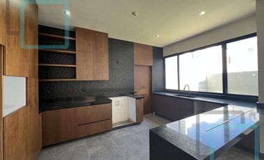 CASA EN VENTA ALTARES RESIDENCIAL ZONA CARRETERA NACIONAL SANTIAGO