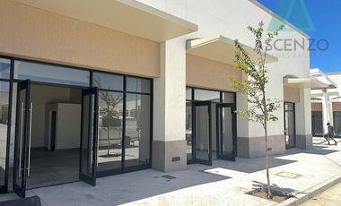 Renta de Locales Comerciales en Plaza Zarco,Seraco