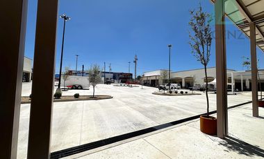 Renta de Locales Comerciales en Plaza Zarco,Seraco