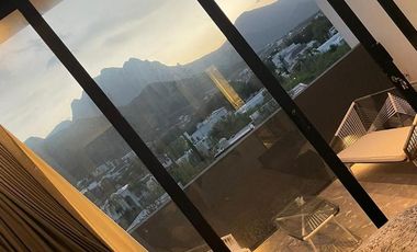 Casa en Renta o Venta en Sierra Alta 9º Sector, Monterrey, N.L.