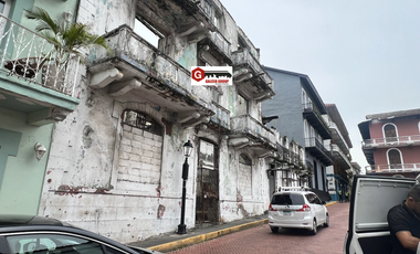 SE VENDE TERRENO EN CASCO VIEJO FRENTE A VIA IDEAL PARA INVERSION