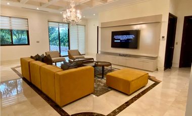 CASA EN VENTA EN ISLAND ESTATES, SANTA MARIA, 6 RECAMARAS