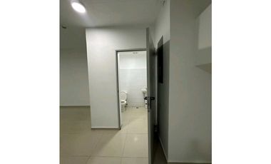 ALQUILER LOCAL COMERCIAL. via España 170m2