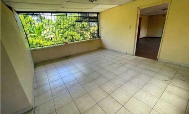 Se alquila apartamento en segunda planta ubicado en Solano, Bugaba