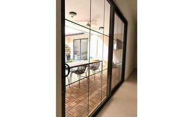 CASA EN ALQUILER CON PANELES SOLARES,OPCION A COMPRA  273m2 HOWARD