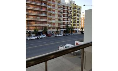 VENTA DPTO 3 AMB FRENTE C/BALCÓN, COCH, BAUL, GIM, PISCINA, QUINCHO.