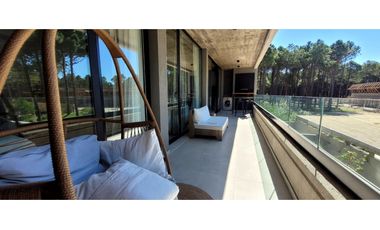 IMPONENTE DPTO EN EDIF. ARENO EN PINAMAR NORTE