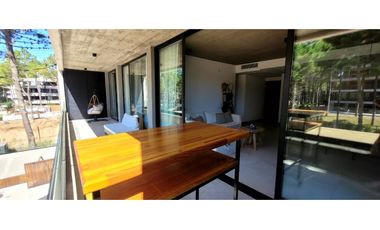 IMPONENTE DPTO EN EDIF. ARENO EN PINAMAR NORTE