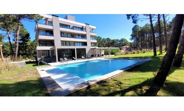 IMPONENTE DPTO EN EDIF. ARENO EN PINAMAR NORTE