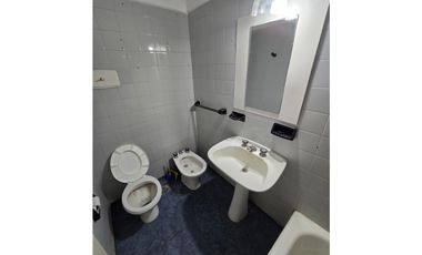 Departamento de 1 Ambiente y Medio Lateral Luminoso (Alberti 1800)