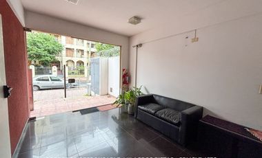 Departamento 3 ambientes  70 m² en venta con cochera en Adrogué