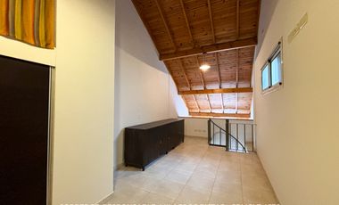 Departamento 3 ambientes  70 m² en venta con cochera en Adrogué