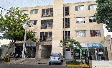 Departamento en alquiler c/ cochera en Villa Nueva