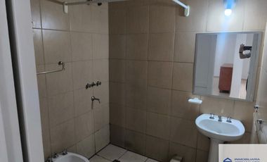 Departamento en alquiler c/ cochera en Villa Nueva