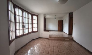 Casa - Chalet en Alquiler en Caisamar