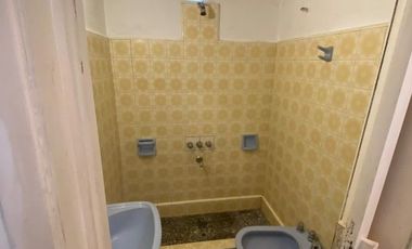 Casa en venta en Quilmes Este