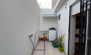 Departamento Tipo Casa en venta en Quilmes Centro