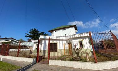 ALQUILER  Casa 3 ambientes Longchamps