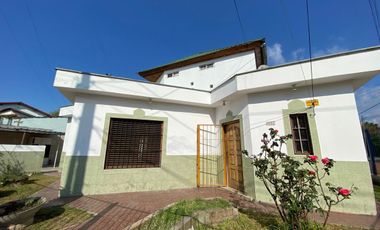 ALQUILER  Casa 3 ambientes Longchamps