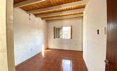 ALQUILER  Casa 3 ambientes Longchamps