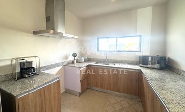 Casa de 2 pisos, 3 recamaras en privada en Conkal Yucatan  Entrega abril 2026