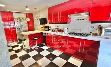 Las Rastras, Talca. Casa en condominio.