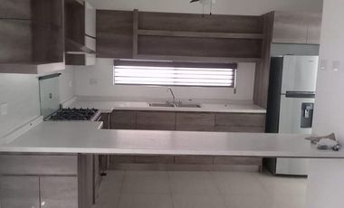 CASA EN RENTA EN ALTABRISA EN AV CONCORDIA APODACA