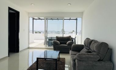 CASA AMUEBLADA EN RENTA DE 4 RECÁMARAS EN LOMAS 2