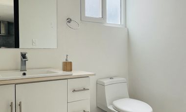 CASA AMUEBLADA EN RENTA DE 4 RECÁMARAS EN LOMAS 2