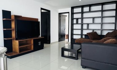 CASA AMUEBLADA EN RENTA DE 4 RECÁMARAS EN LOMAS 2