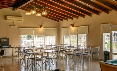 Edificio Comercial / complejo turístico en venta Gualeguaychu