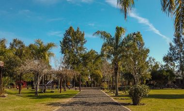 Edificio Comercial / complejo turístico en venta Gualeguaychu