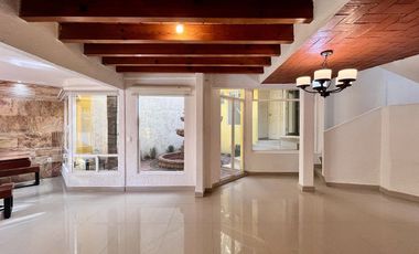 Casa en Venta en Lomas de Valle Dorado