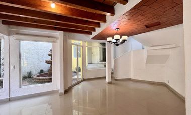 Casa en Venta en Lomas de Valle Dorado