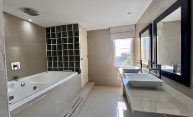 Casa en Venta en Lomas de Valle Dorado