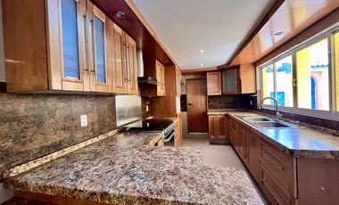 Casa en Venta en Lomas de Valle Dorado