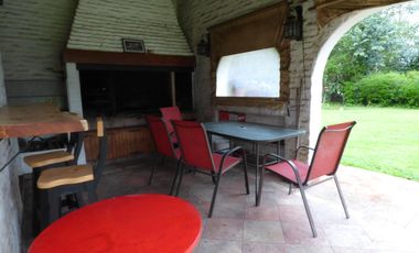 Casa en venta en Villa Elisa