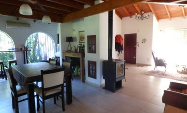 Casa en venta en Villa Elisa
