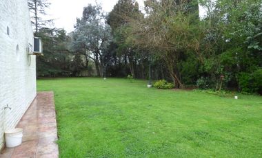 Casa en venta en Villa Elisa