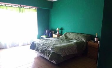 Excelente propiedad de dos plantas a la venta en Pontevedra a 100 mts de Av. Otero