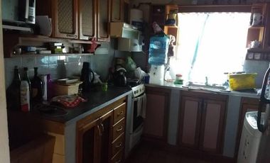 Excelente propiedad de dos plantas a la venta en Pontevedra a 100 mts de Av. Otero