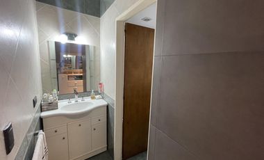 VENTA DÚPLEX DE 5 AMBIENTES EN FLORIDA MITRE